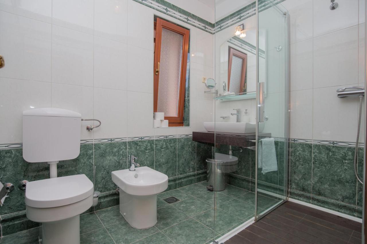 פרימוסטן Rooms Plava Laguna מראה חיצוני תמונה