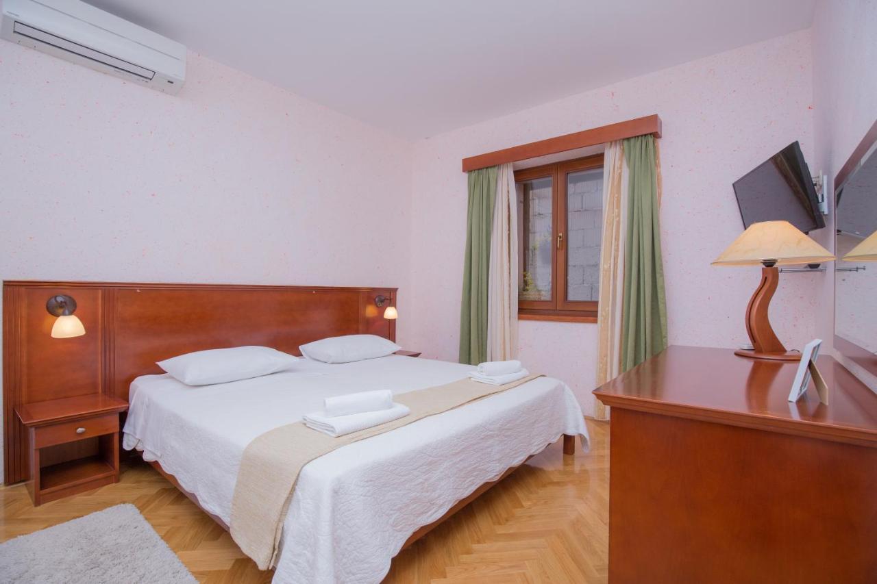 פרימוסטן Rooms Plava Laguna מראה חיצוני תמונה