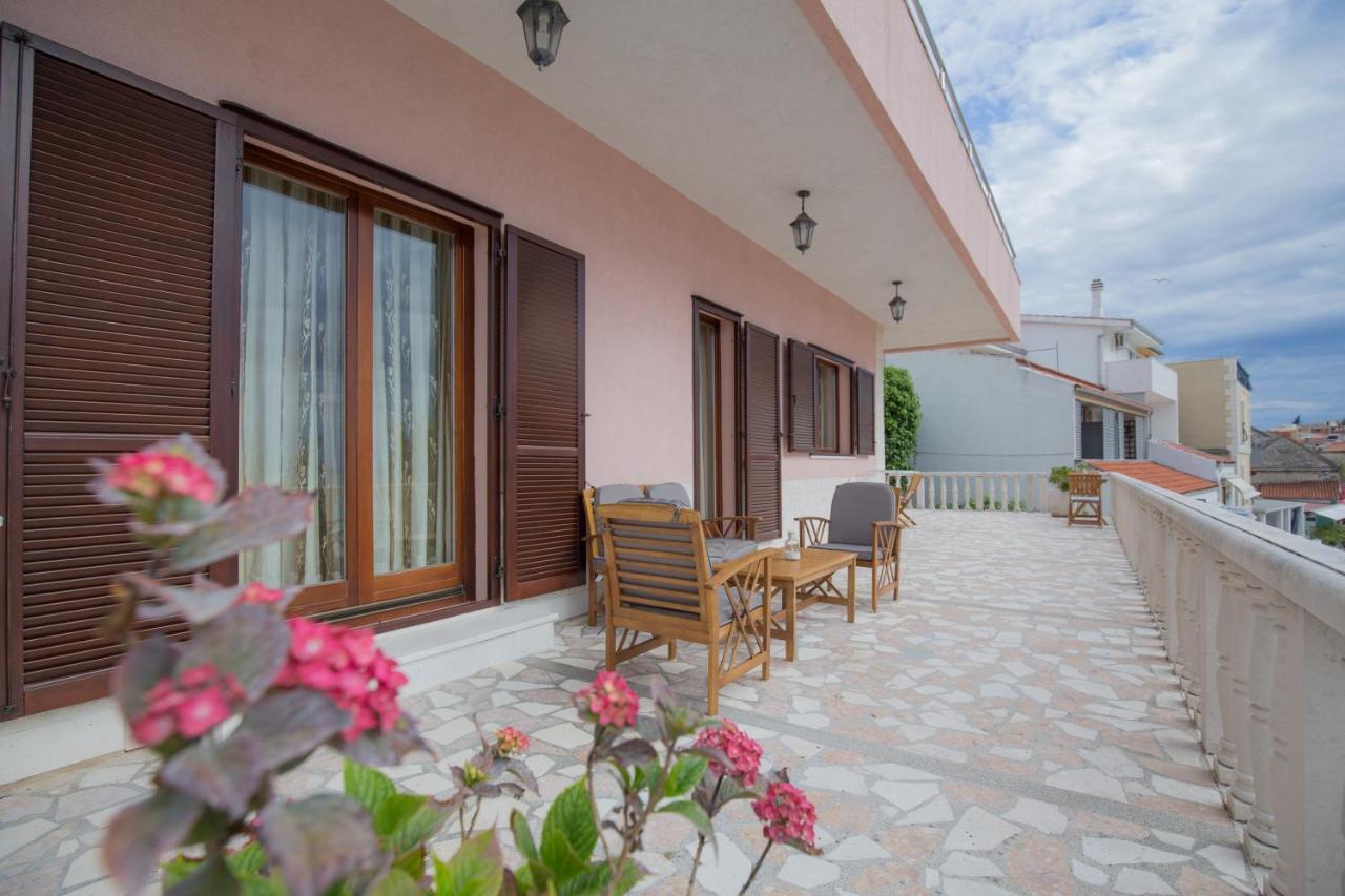 פרימוסטן Rooms Plava Laguna מראה חיצוני תמונה